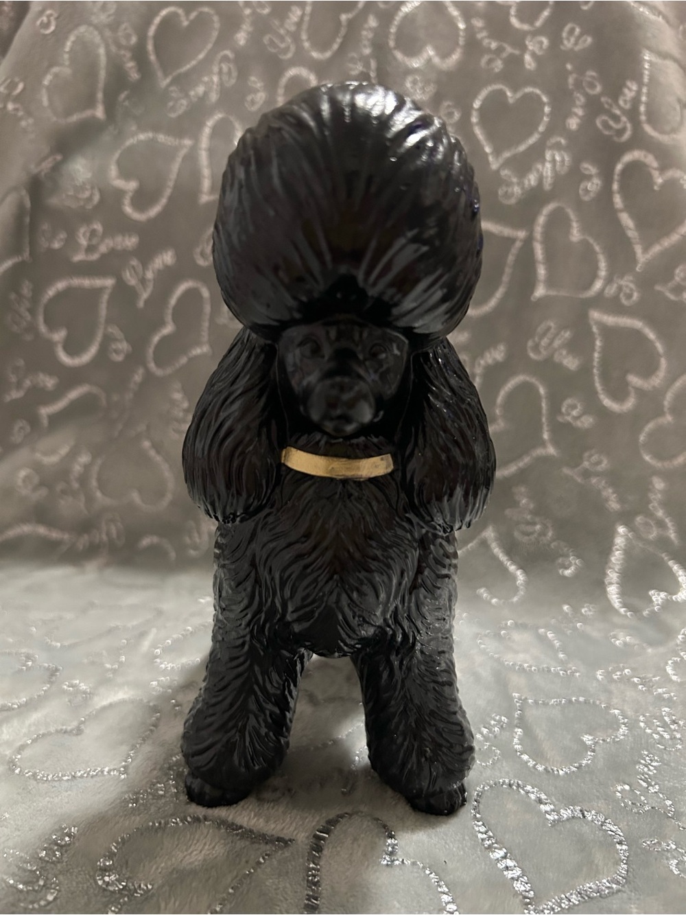 Decorative Black Figurine with Gold Collar - Stylish Pet Accent
